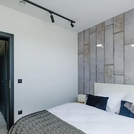 285 Apartment *